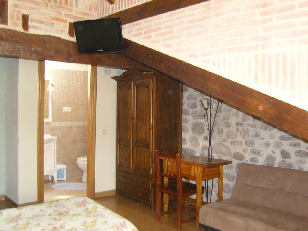 ホテル Casa Paulino Corrales De Buelna エクステリア 写真